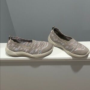 Skechers Women's Slip-On Sneakers in Tan and Pink 10